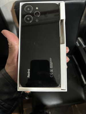 Red mi 12 ram8 256