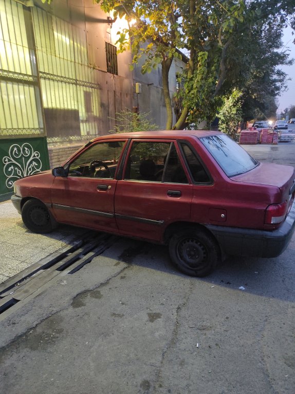 پراید صندوق دار بنزینی مدل 78